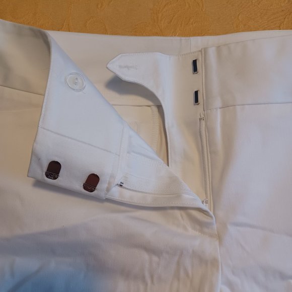 Women's Worthington White Dress Bermuda Shorts. Modern Fit. - Picture 2 of 9